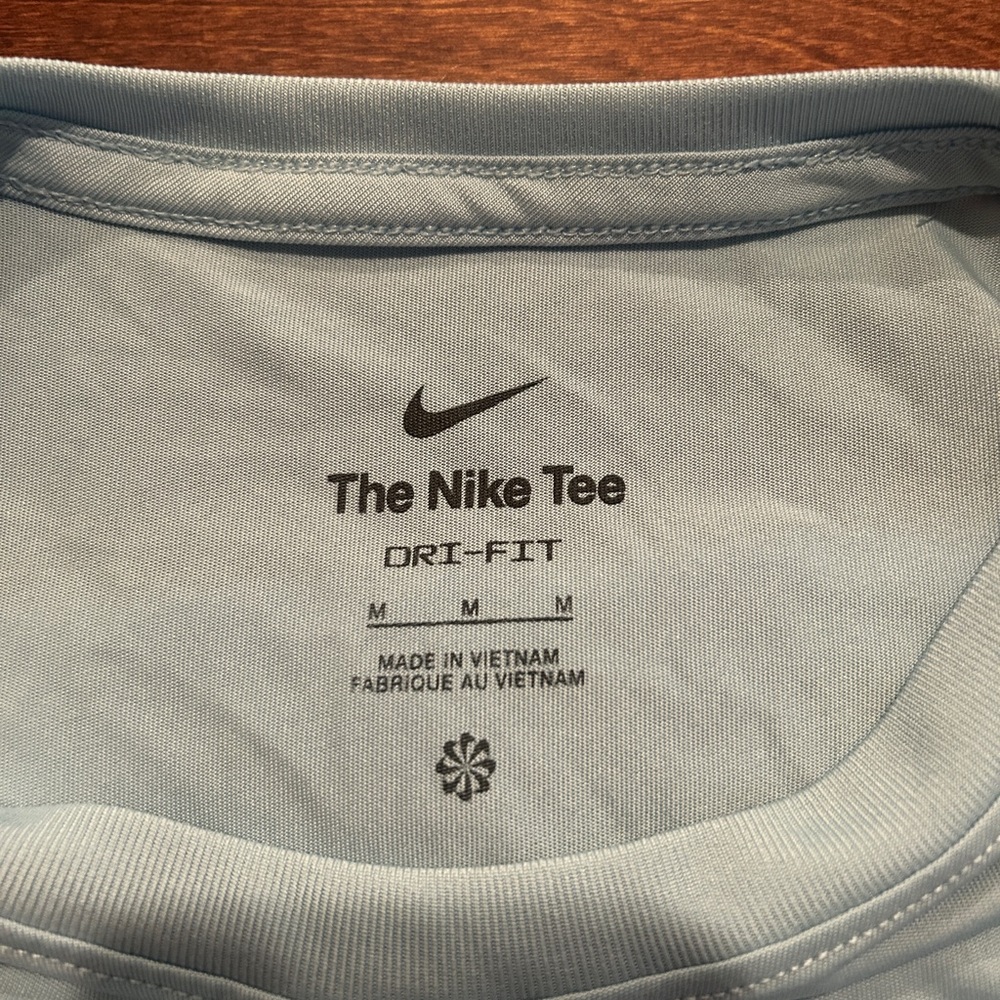 dry fit athletic tee